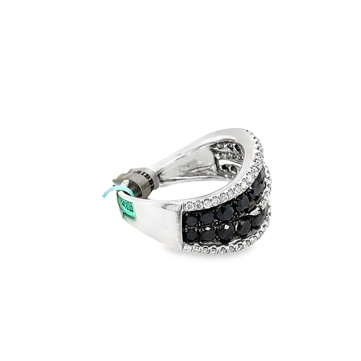 Elegant Black and White Diamond Ring