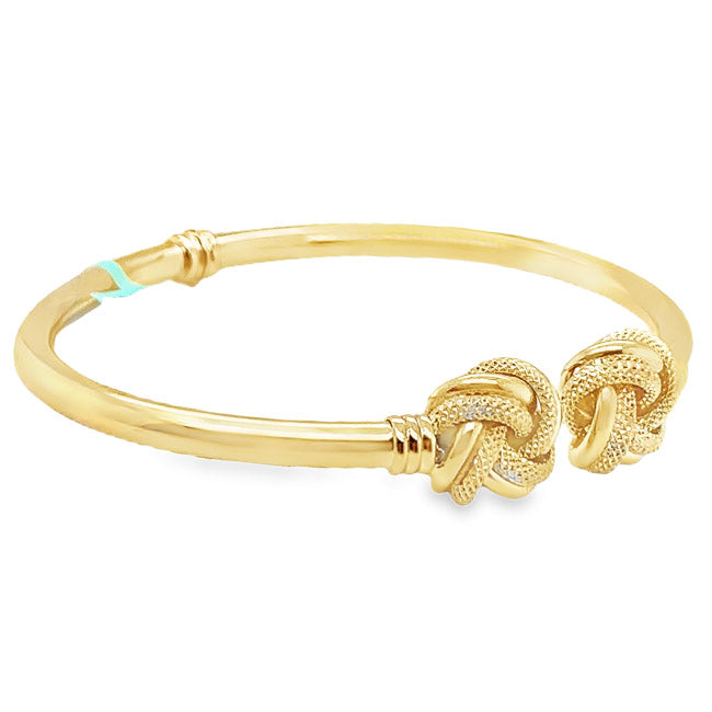 Captivating Gold Bangle