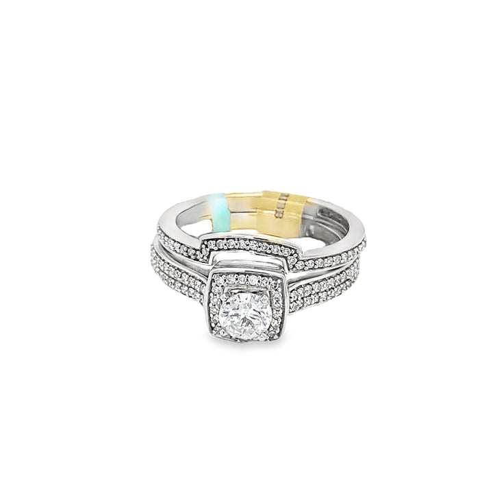 Exquisite Diamond Ring