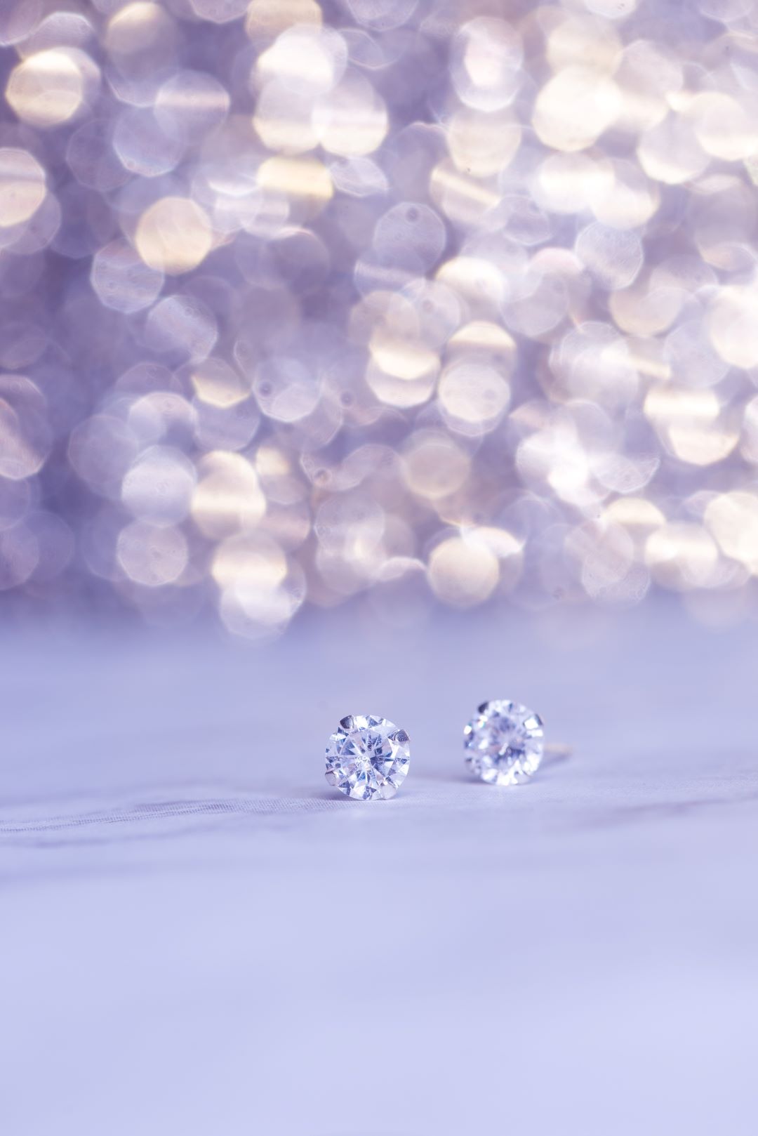 Diamond Stud Earrings in Philipsburg, St Maarten